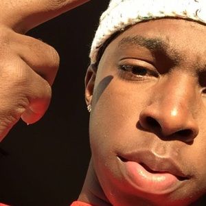 Meet your Posher, Malik